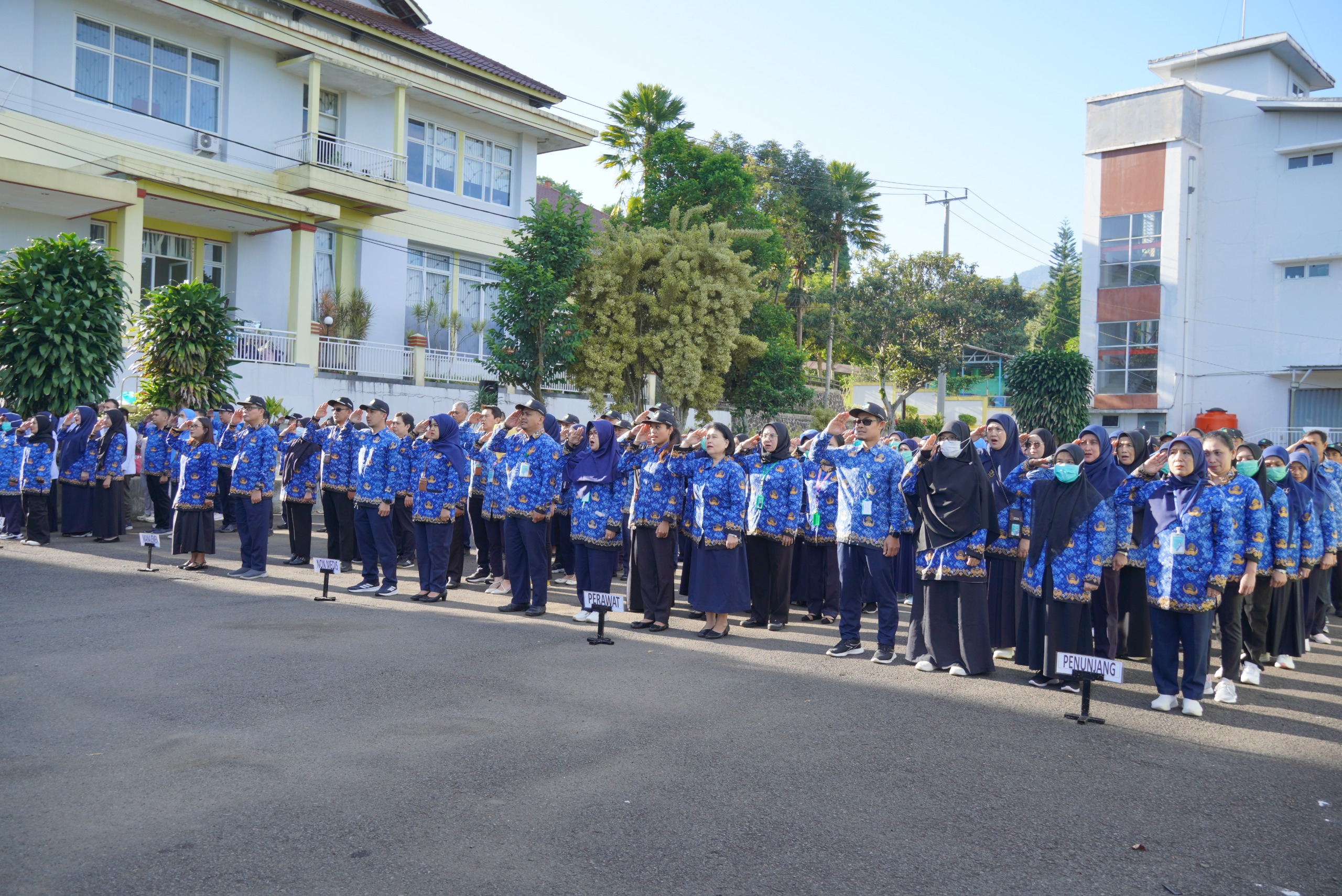 RS Goenawan Gelar Upacara Hari Kesadaran Nasional