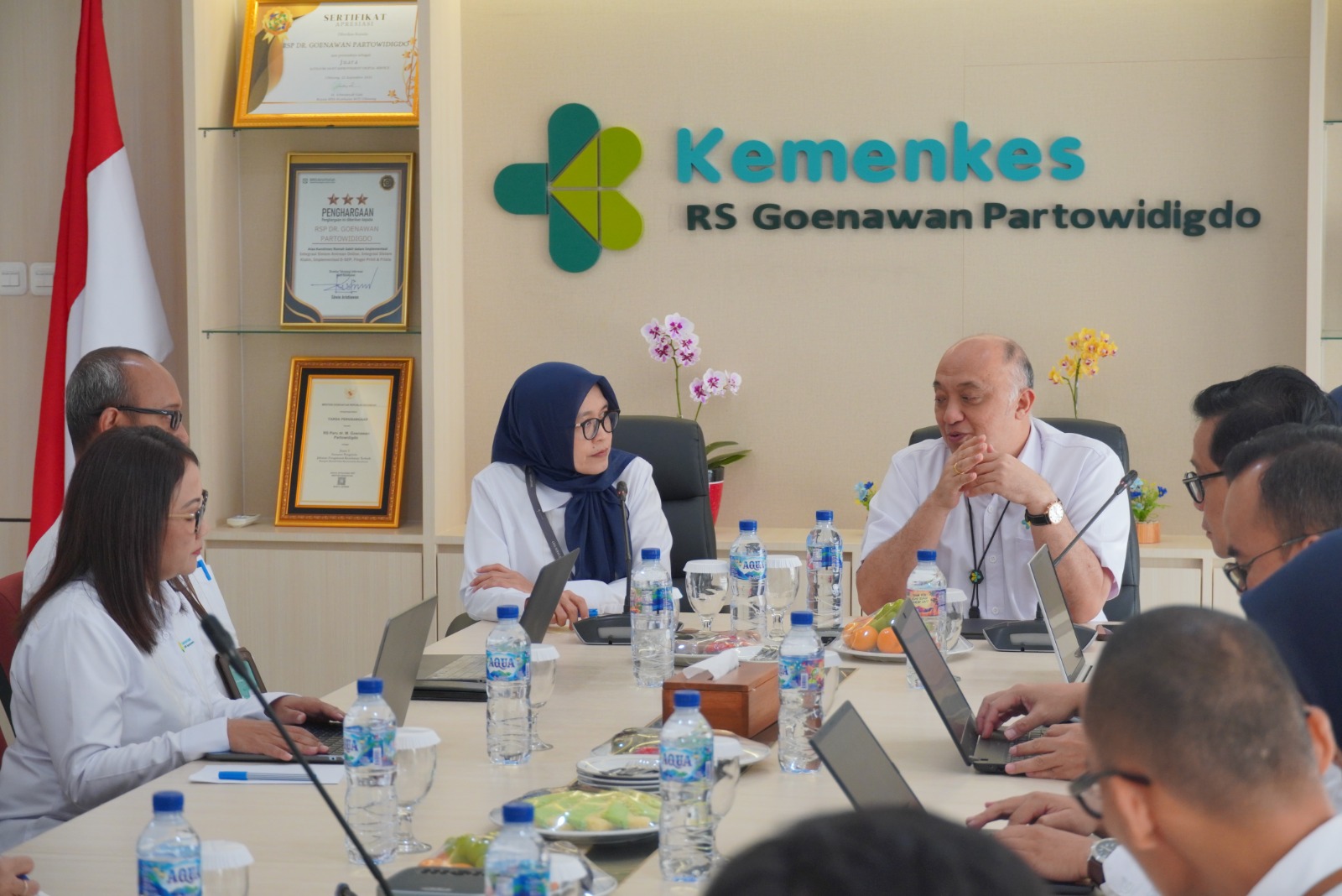 SEKRETARIS DITJEN KESLAN LAKUKAN KUNJUNGAN KERJA KE RS GOENAWAN